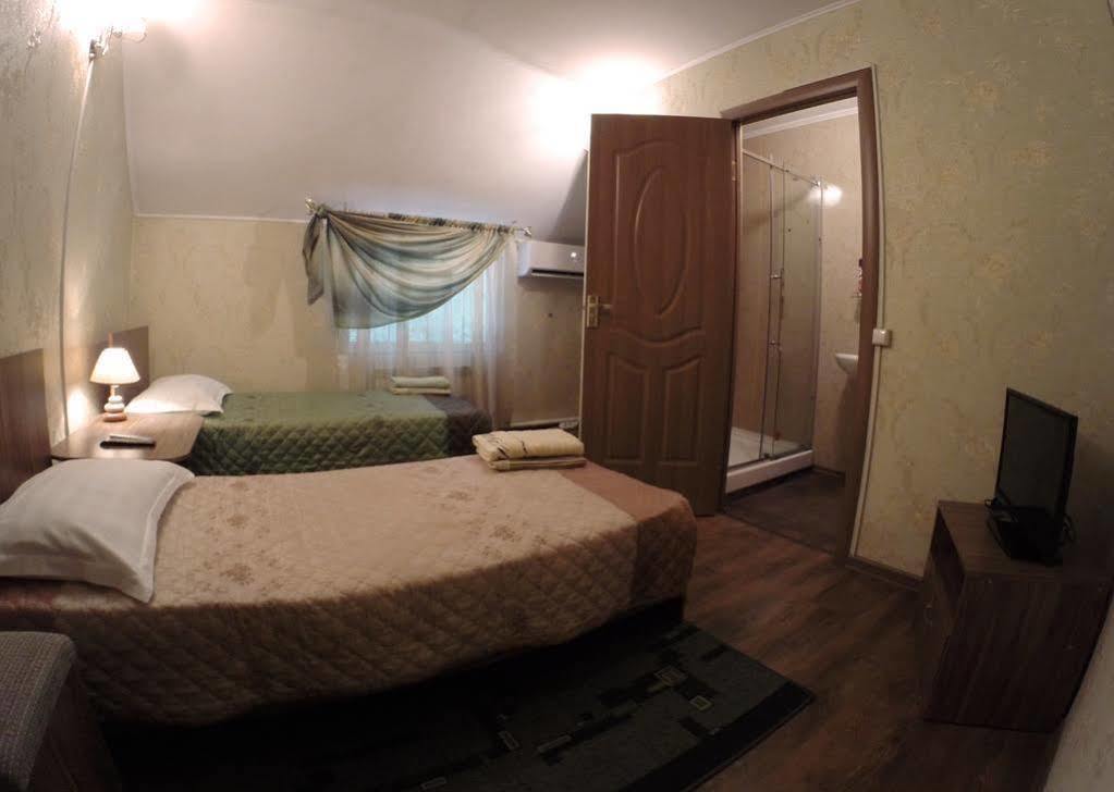 Lavitor hotel Bishkek Exterior foto