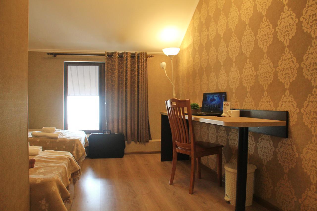 Lavitor hotel Bishkek Exterior foto